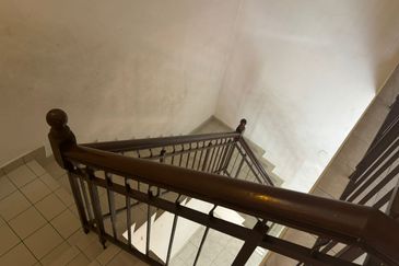 Jalan Spektrum U16 @ Taman Bukit Subang