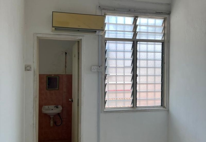 Bandar Saujana Putra 3