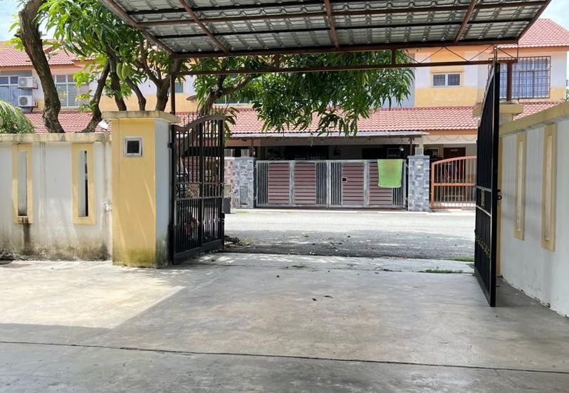 Bandar Saujana Putra 3