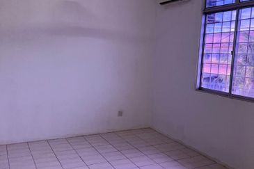 Bandar Saujana Putra 3