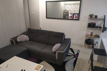 V12 Sovo (Menara Suria)