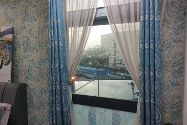 V12 Sovo (Menara Suria)