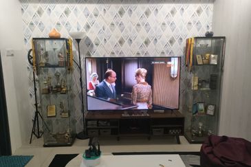 V12 Sovo (Menara Suria)