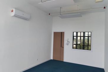 Kenwingston Business Centre