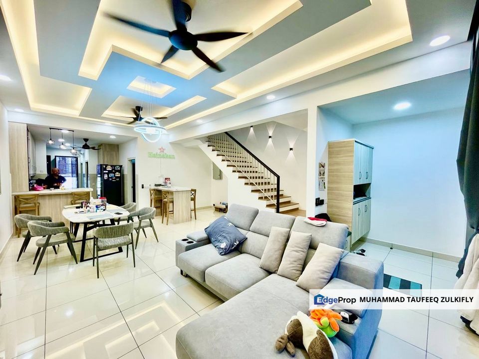 RENOVATED | LARGE BUILT UP | 2 Storey Elmina Green 3, Elmina West Near Elmina Lake Side Mall, Selangor, Sungai Buloh