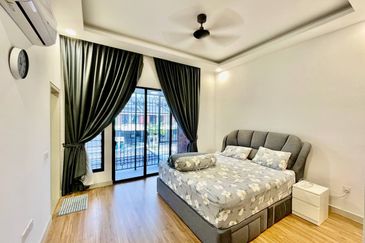 Elmina Green Three @ City of Elmina