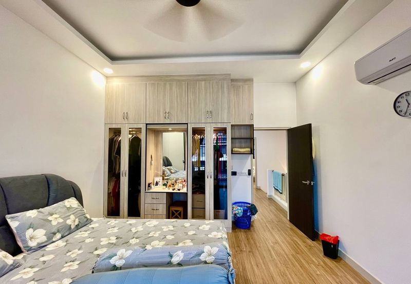 Elmina Green Three @ City of Elmina