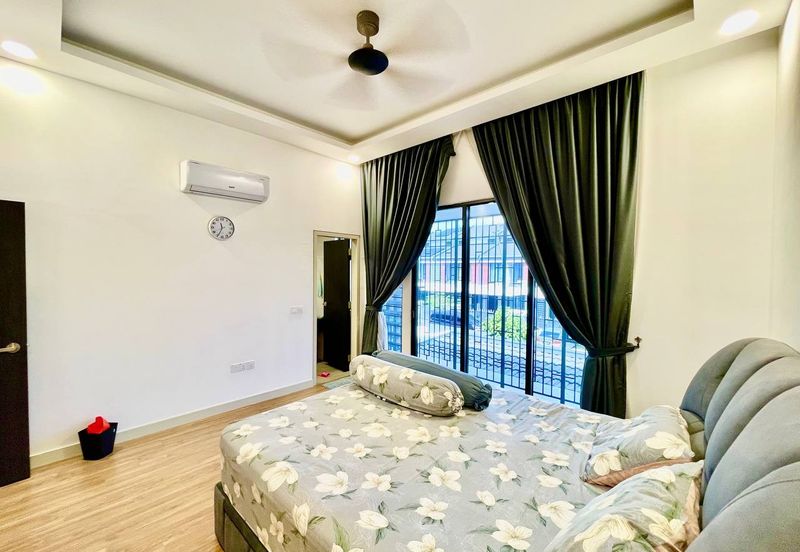 Elmina Green Three @ City of Elmina