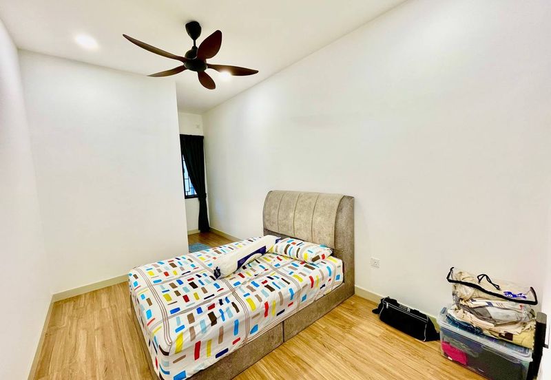 Elmina Green Three @ City of Elmina