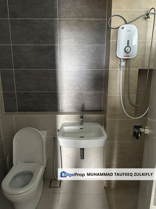 BIGGEST UNIT | LIKE A NEW | Setia City Residence, Setia Alam, partial furnished unit, Selangor, Setia Alam/Alam Nusantara