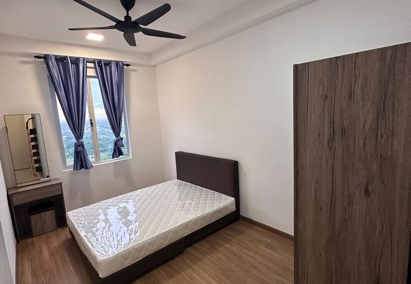 The Tresor @ Gravit 8 *