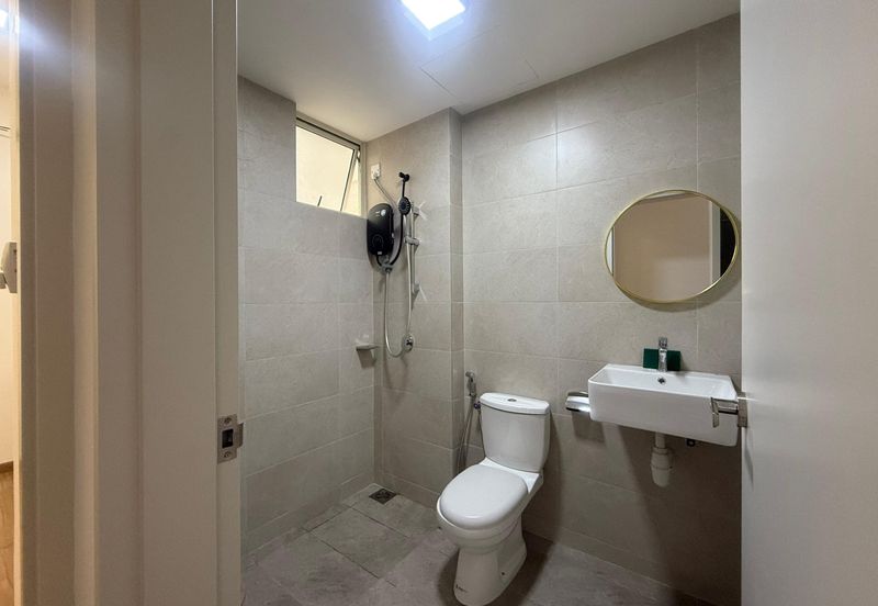 The Tresor @ Gravit 8 *