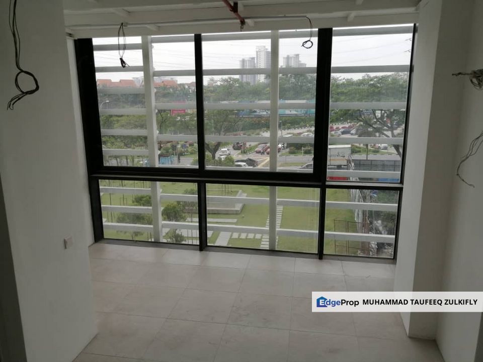 Duplex Soho Unit, Lumi Tropicana, Near Mutiara Damansara, Kota damansara, Selangor, Tropicana