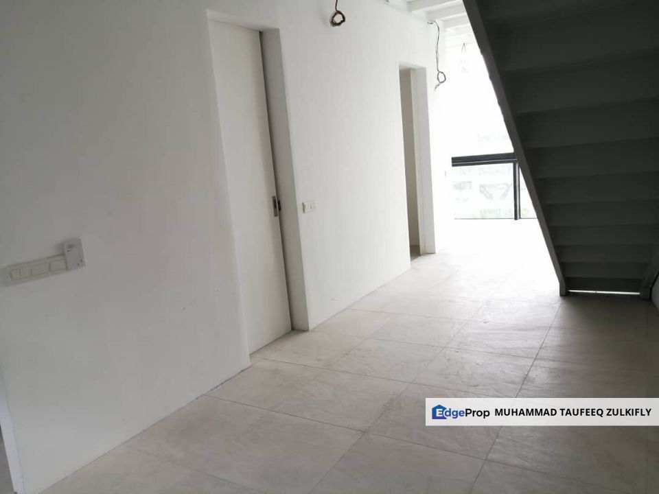 Duplex Soho Unit, Lumi Tropicana, Near Mutiara Damansara, Kota damansara, Selangor, Tropicana