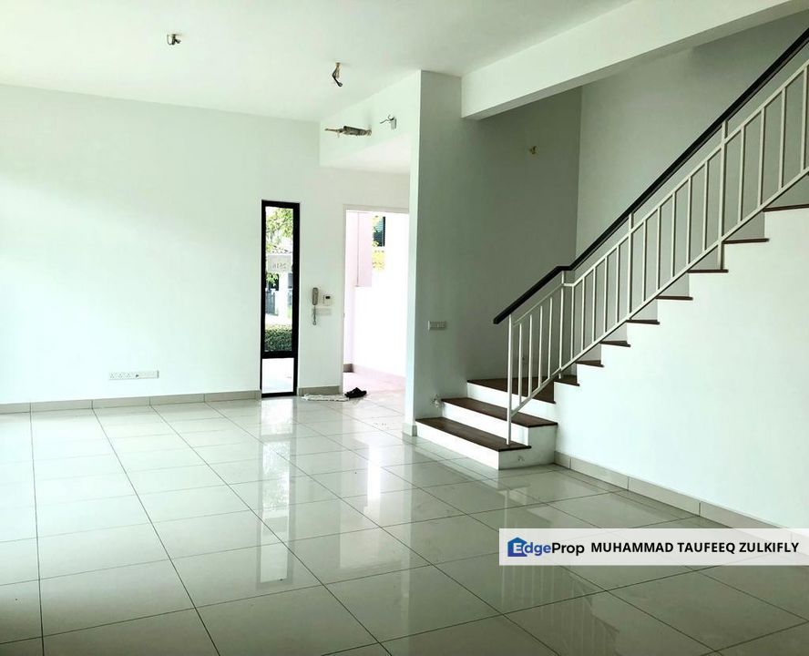 CORNER LOT | BARE UNIT | Semi D Cluster Eco MAjestic, Semenyih, Bare Unit, Selangor, Semenyih