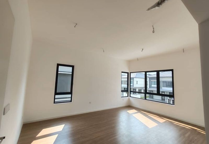 Freesia Residences @ Tropicana Aman