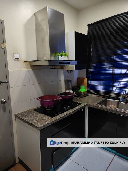 RENOVATED | PARTIAL FURNISHED | Single Storey, Bandar Putera 2, Klang, Selangor, Klang
