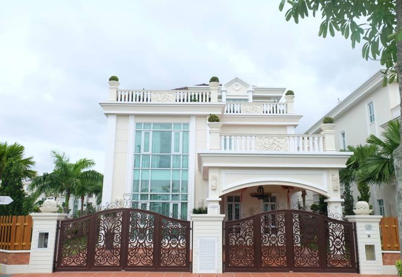 Straits Courtyard Residences