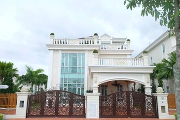 Straits Courtyard Residences