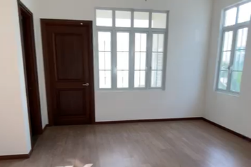 Straits Courtyard Residences