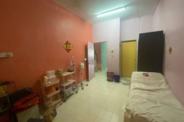 TAMAN DESA CHEMOR IMPIAN