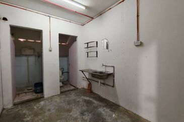 Kawasan Perindustrian Krubong @ Jalan Pk 8