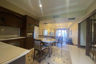 CASA DEL RIO RESIDENCES