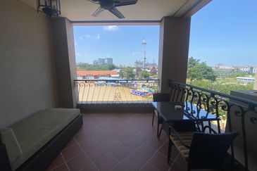 CASA DEL RIO RESIDENCES