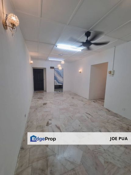 Saraka Apartment, Puchong City Partial Furnish For Sale, Selangor, Puchong