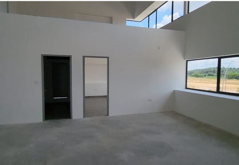 Elmina Business Park