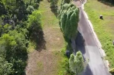 Jalan Taman Bukit Desa