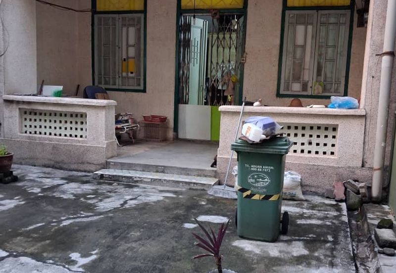 Jalan Tengkat Tong Shin