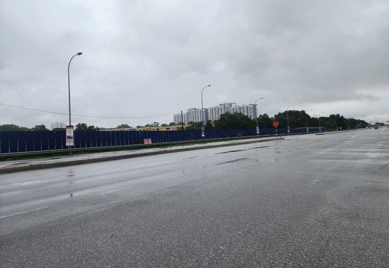Puncak Alam