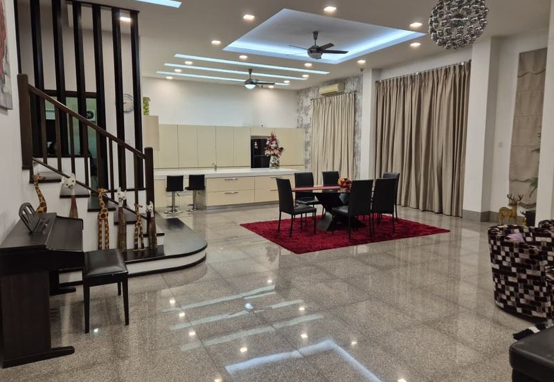 Subang Heights West