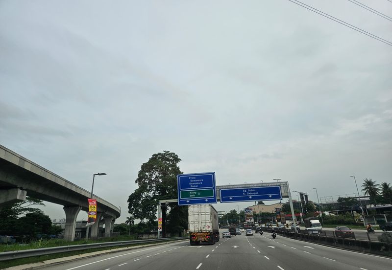 Jalan Sungai Buloh