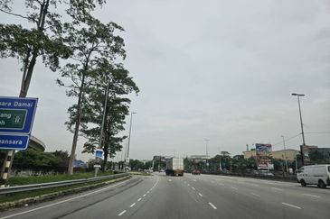 Jalan Sungai Buloh