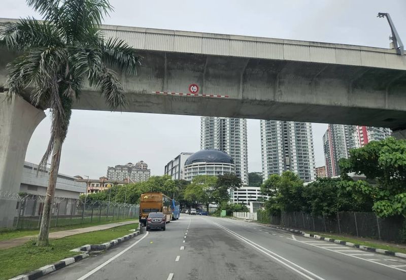 Jalan Sungai Buloh