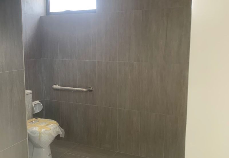 Elmina Business Park