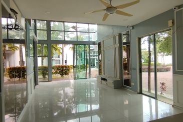 Symphony Hills Schubert