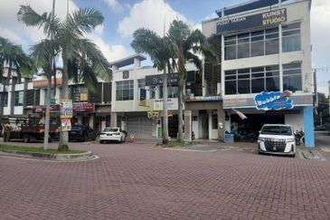 Bandar Bukit Raja @Taipan