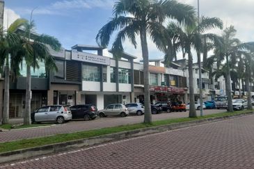 Bandar Bukit Raja @Taipan