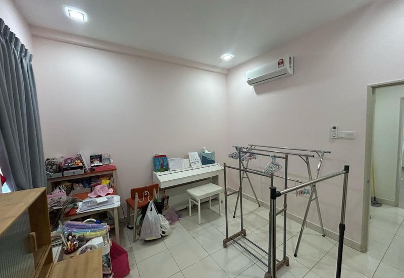 Sungai Long Residence