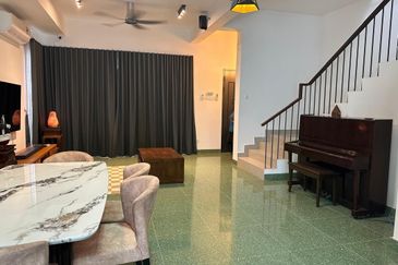 Diamond Corner Unit @ Taman Putra Prima Fully Furnished to Rent