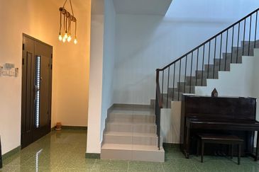 Diamond Corner Unit @ Taman Putra Prima Fully Furnished to Rent