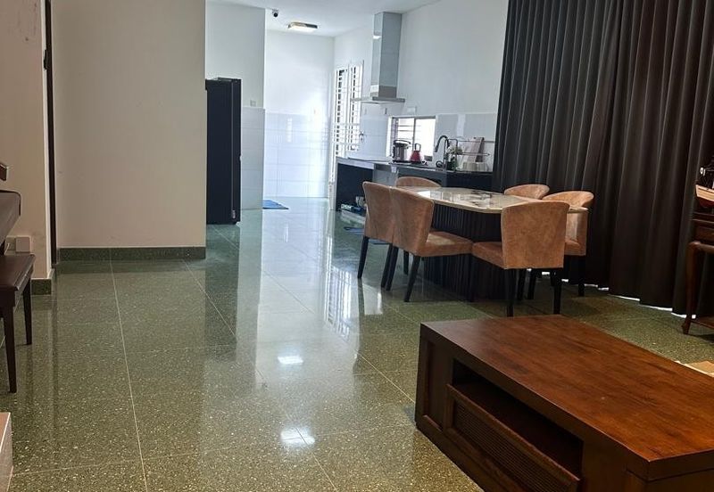 Diamond Corner Unit @ Taman Putra Prima Fully Furnished to Rent