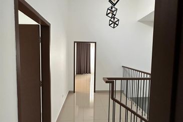 Diamond Corner Unit @ Taman Putra Prima Fully Furnished to Rent