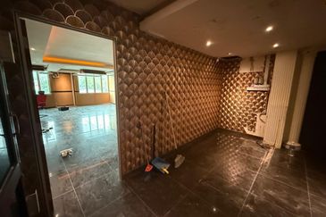 Taman Kinrara Seksyen 1