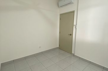 Impiana Sky Residensi @ The Earth