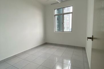 Impiana Sky Residensi @ The Earth