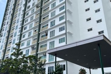 Hijauan Puteri Condominiums